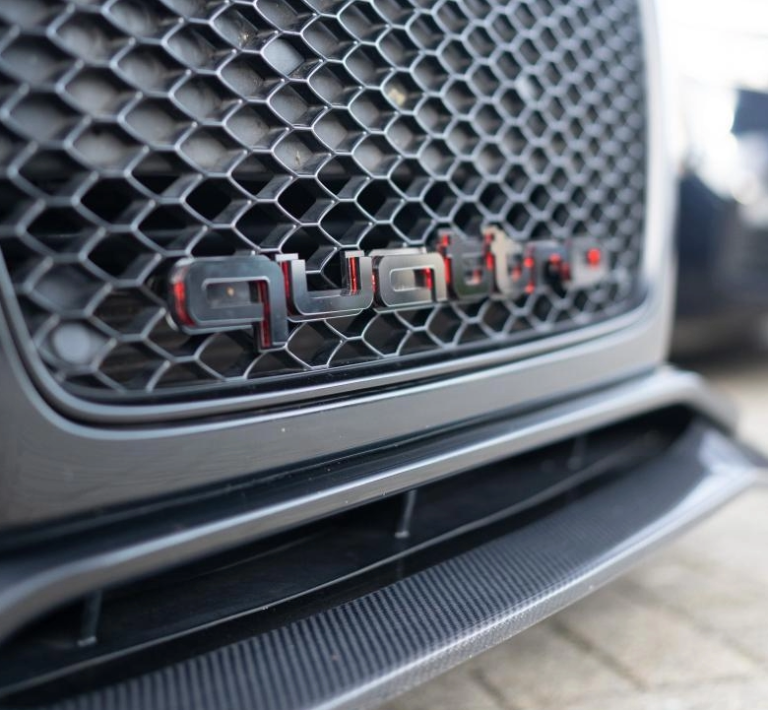 thumbnail interactive-video image 1 of Speed Daddy Metal Trunk Emblem – Polished Chrome R Fender Badge – 27mm X 22mm 1 of 6