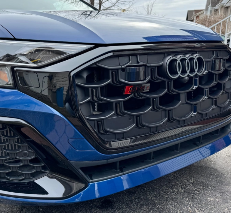 Audi SQ8 Badges